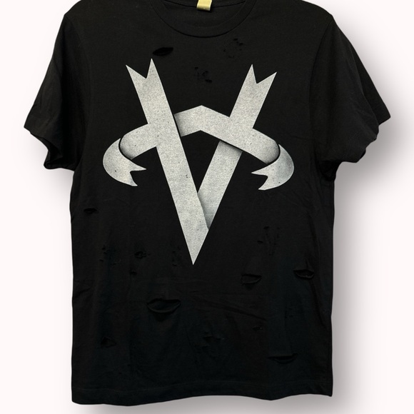 Anthem Made by Kellin Quinn Victory Banner tee - Picture 2 of 4